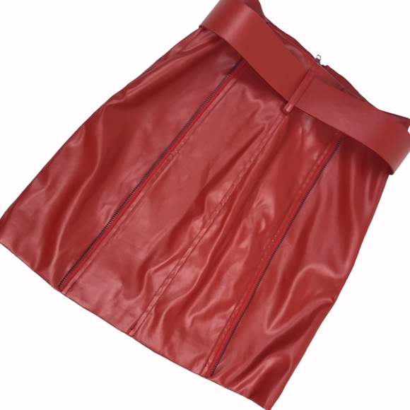 Fashion Nova Red Faux Patent Leather Belted Zip Up Bodycon Mini Skirt SZ Small - Picture 6 of 7